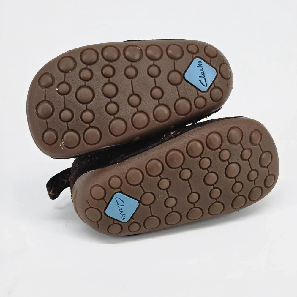 Clarks First Shoes Brown Suede Wide Width Toddler Boys Boots Sneakers 3W EUC